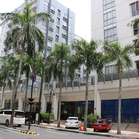 One Palm Tree Villas Manila Exterior foto