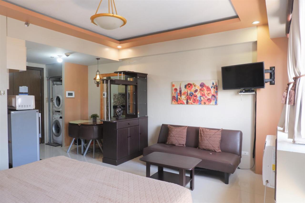 One Palm Tree Villas Manila Exterior foto