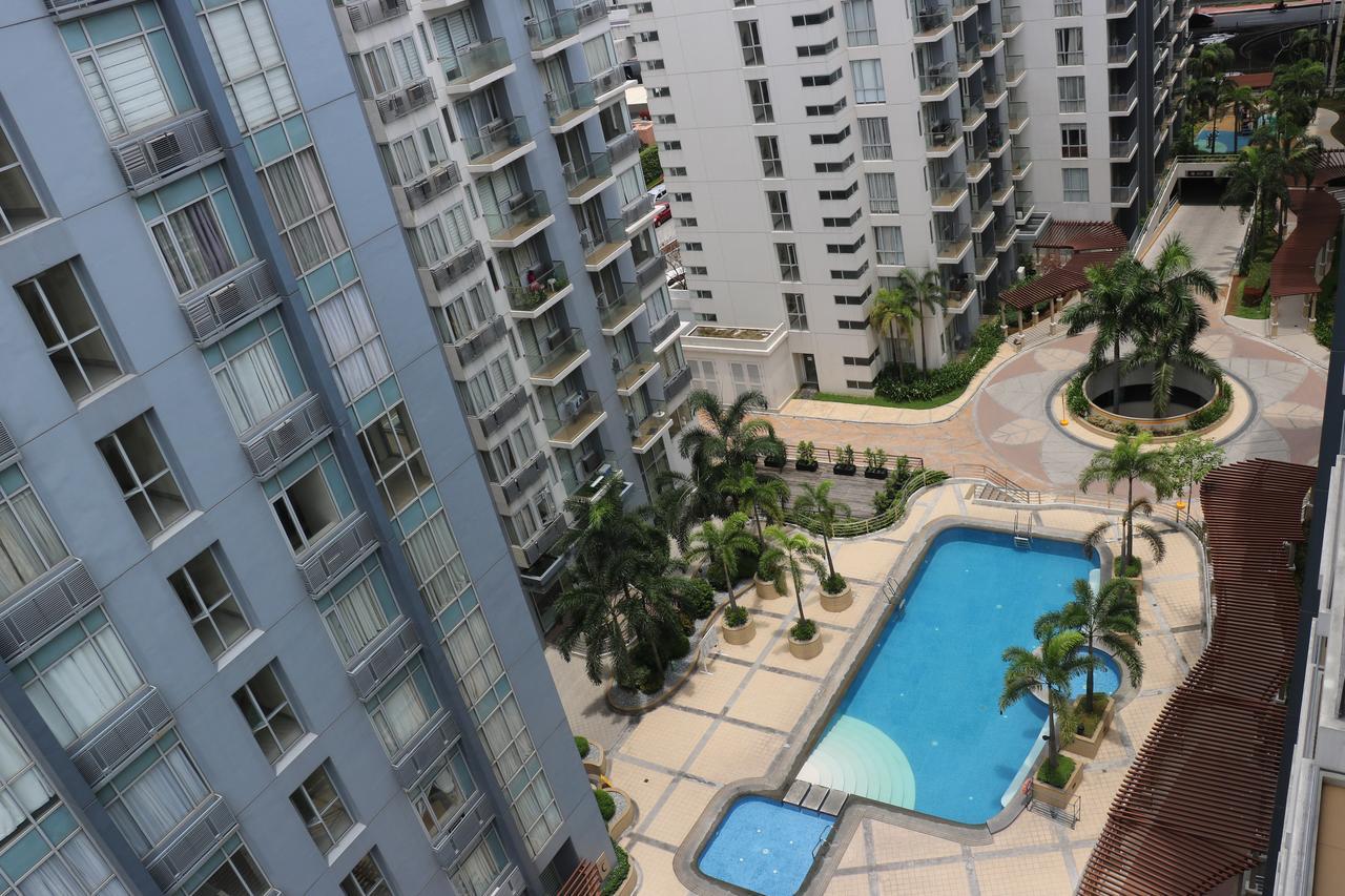 One Palm Tree Villas Manila Exterior foto